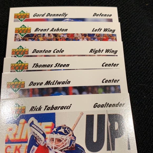 Winnipeg jets 1991 -92 upper deck hockey team. New pkg  20 cards. - Picture 3 of 6